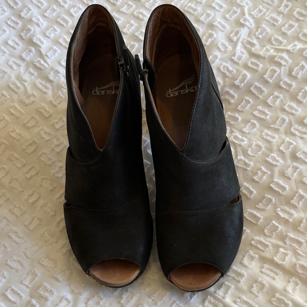 Dansko Women's Black Peep-Toe Mules